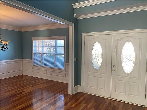 4th image of 8067 Revere Dr
