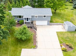 4003 Margolis DRIVE, West Bend, WI 53095