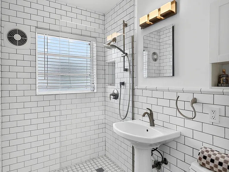 624 Orton Ave #3 — Photo 33