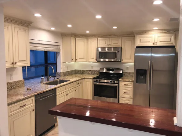 26364 W Plata Ln, Calabasas, CA 91302