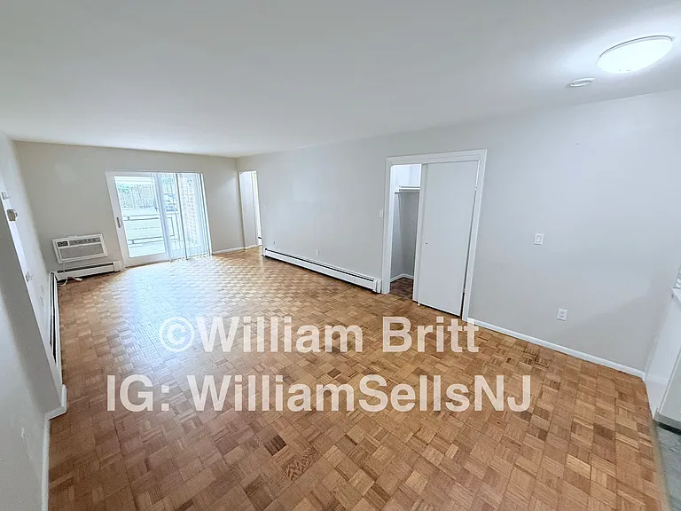 145 Main St #1E — Photo 6