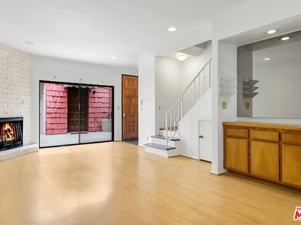 1st image of 11318 Ohio Ave Unit 13
