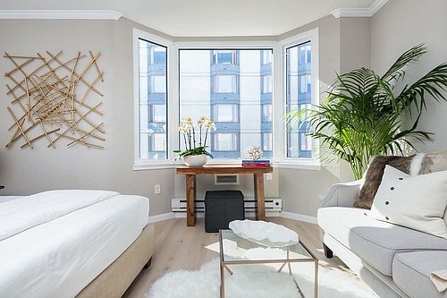 2nd image of 201 Harrison St APT 729