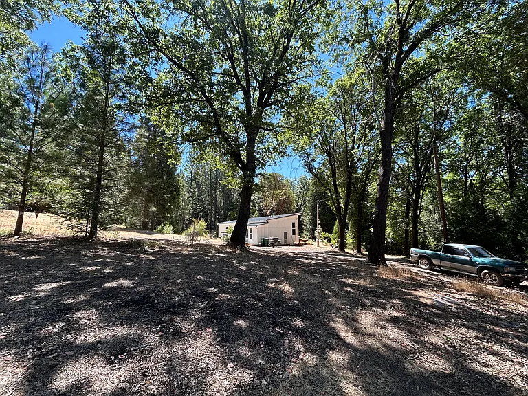 17347 Sunrise Rd — Photo 33