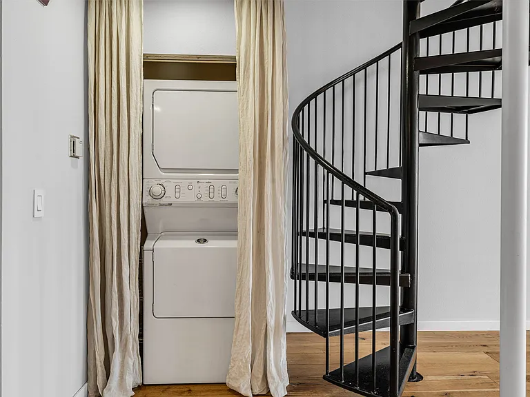 950 Harrison St #212 — Photo 7