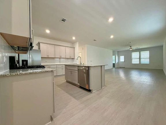 3rd image of 15349 Dapple Bluff Ln