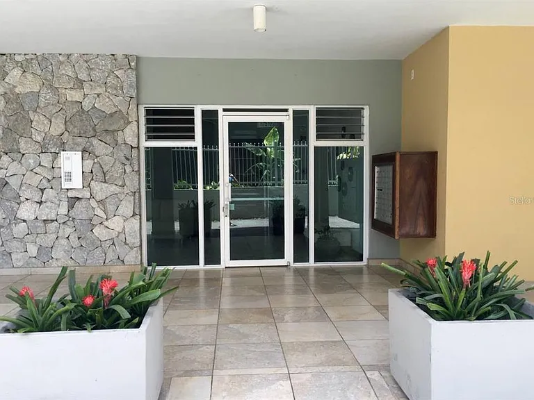 60 Caribe Cond Castillo #3B — Photo 17