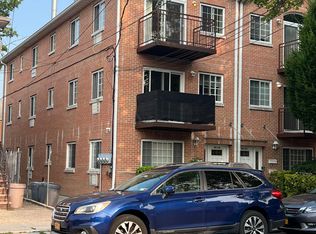 40-26 193rd St #3A, Flushing, NY 11358