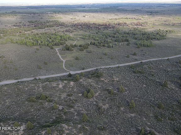 3rd image of Arcadia Rd