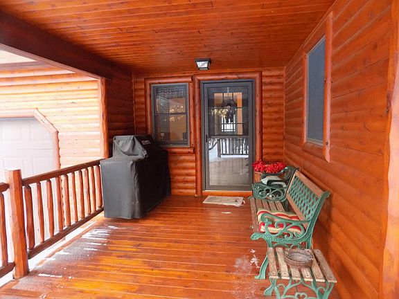 5th image of 18140 Ess Lake Dr