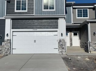 7229 N Hidden Loop Rd, Eagle Mountain, UT 84005