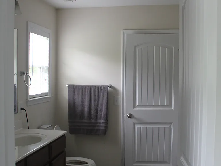 111 Glasgow Dr — Photo 15