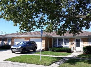 10250 Elizabeth St, Westchester, IL 60154