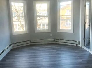 450 S 13th St FLOOR 3, Newark, NJ 07103