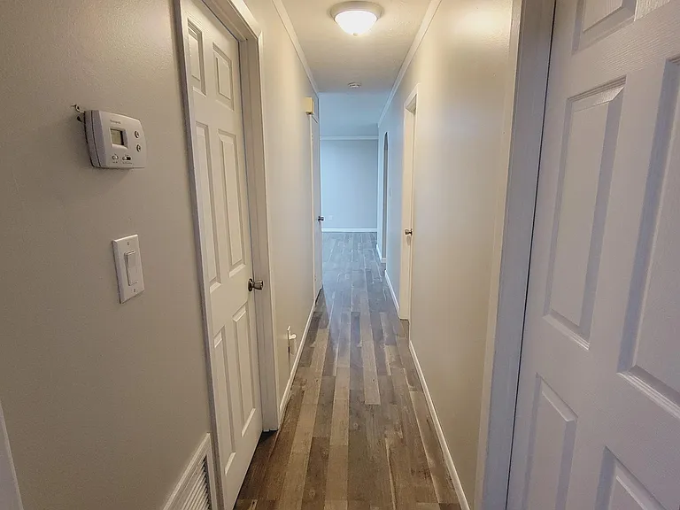 1316 E Woodshire Dr — Photo 21