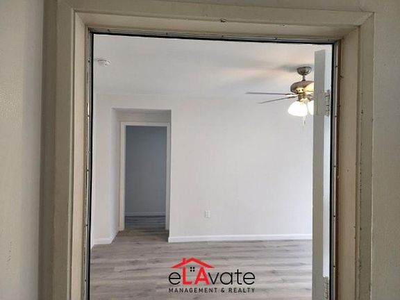 3rd image of 4122 Santa Rosalia Dr APT A