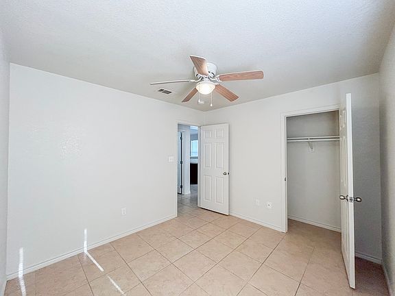 4th image of 2520 Saulsbury Dr