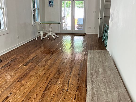 Very nice main room goes from front door to the back door to enjoy a nice deck.