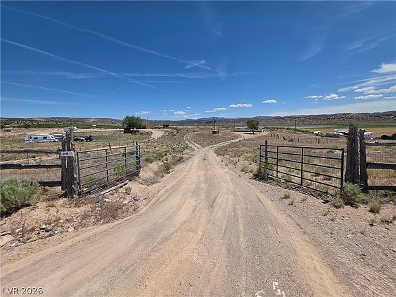 4th image of 2930 Frehner Ranch Rd