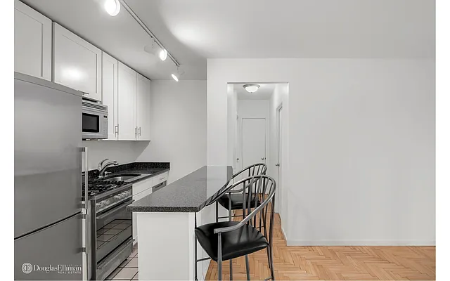 Sold by Douglas Elliman | media 39