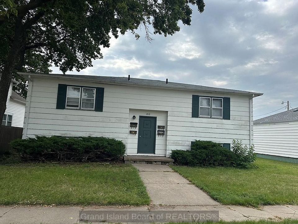2nd image of 1313 W 5th St