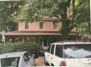 122 S Atley Ln, Cary, NC 27513