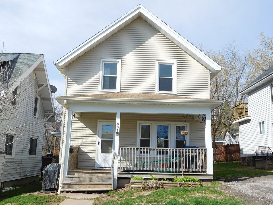 1st image of 1007 N 14th Ave E