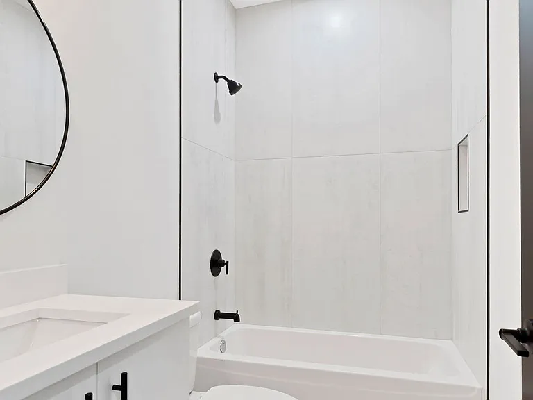 6502 S Maryland Ave #3 — Photo 10