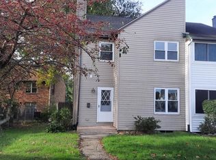 24 Coachlight Ct, New Castle, DE 19720