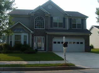 2433 Miller Oaks Cir, Decatur, GA 30035