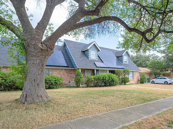 2nd image of 3131 CANAVERAL DR