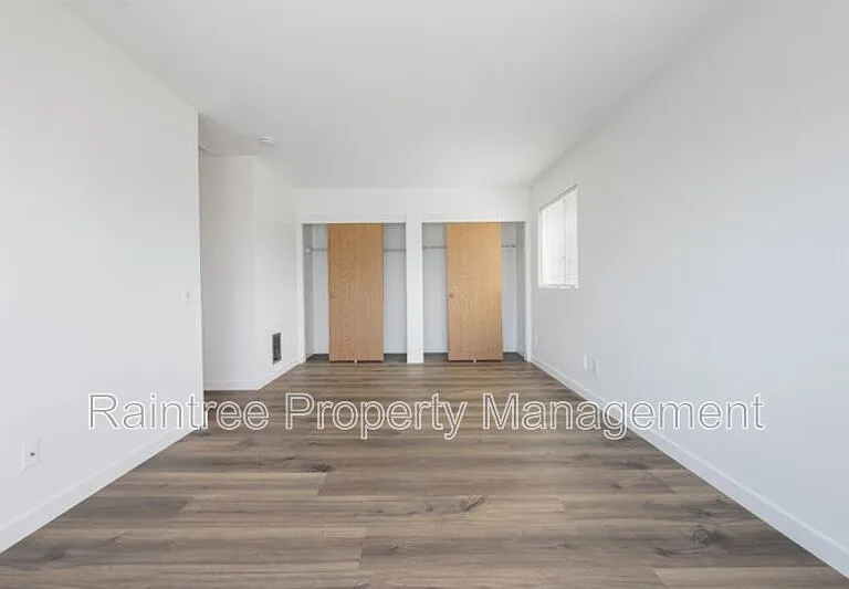 340 Walnut Ave — Photo 16