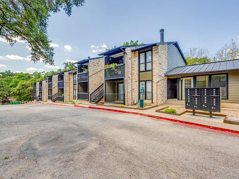The Parker at SoCo — Photo 11