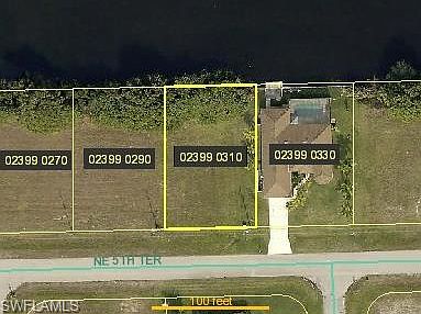 1st image of 129 NE 5th Ter