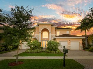 749 Edgebrook Ln, West Palm Beach, FL 33411