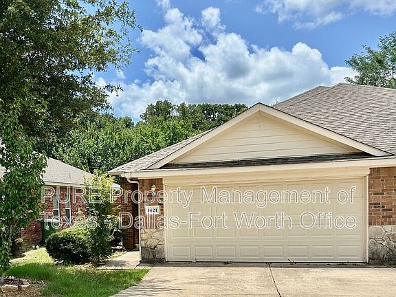 2nd image of 1421 Piedmont Dr