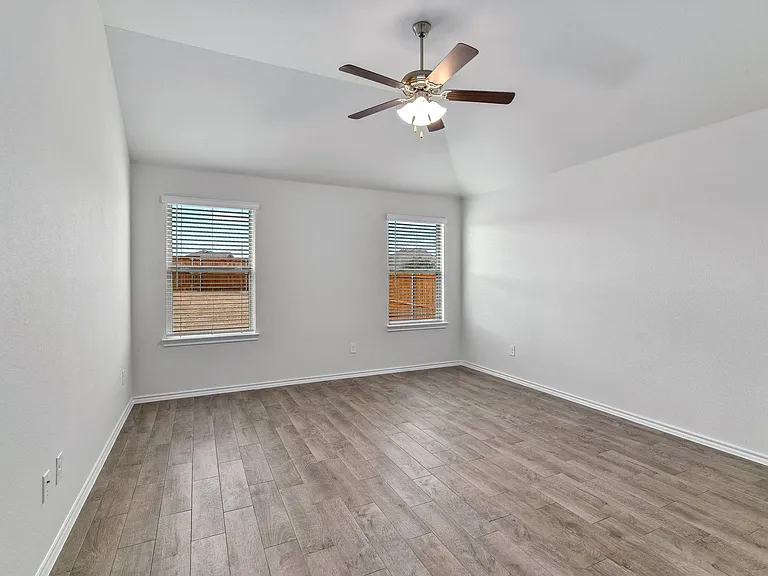 4317 Cordata Dr — Photo 20