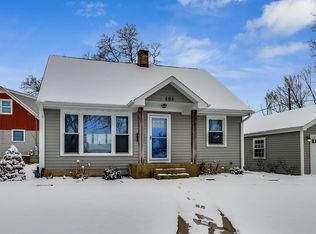 104 S Prospect St, Wheaton, IL 60187