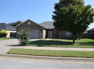 1909 SW Aspen St, Bentonville, AR 72713