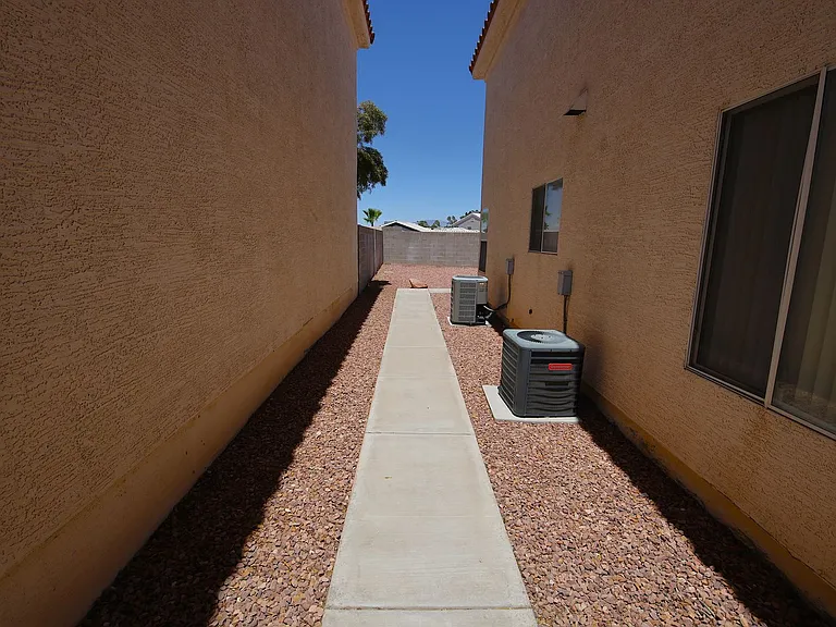 8220 Maplestar Rd — Photo 28