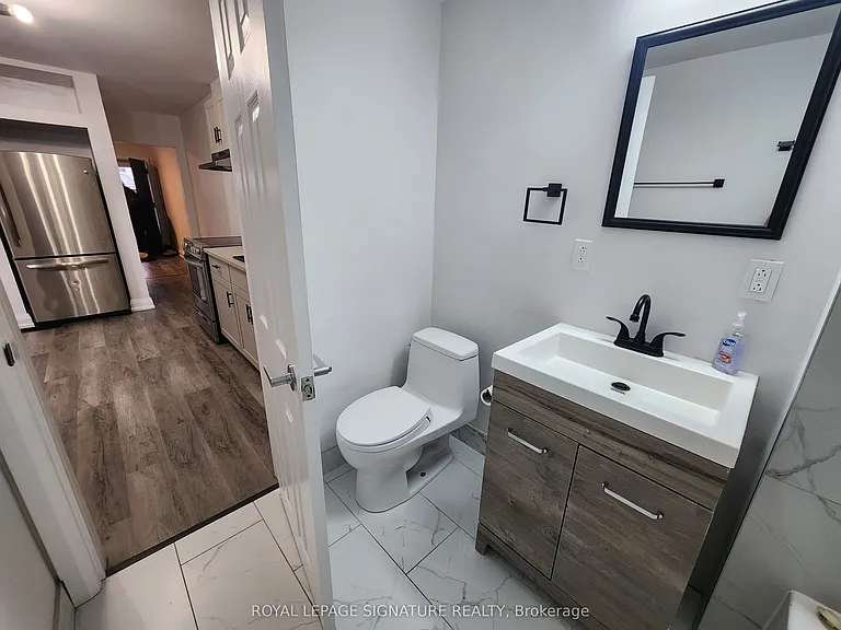 731 Saint Antoine St — Photo 17