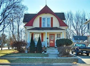 401 Morgan St, Elgin, IL 60123