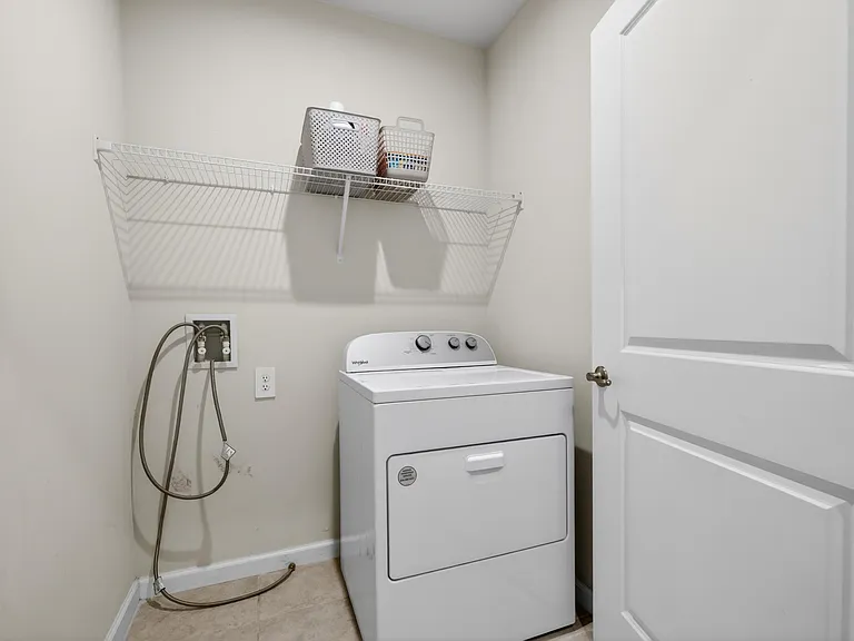 9449 SW Libertas Way — Photo 30