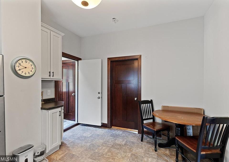 1st image of 2502 18th Ave S #1