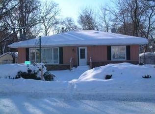 133 Hickory Nut Ln, Edgerton, WI 53534