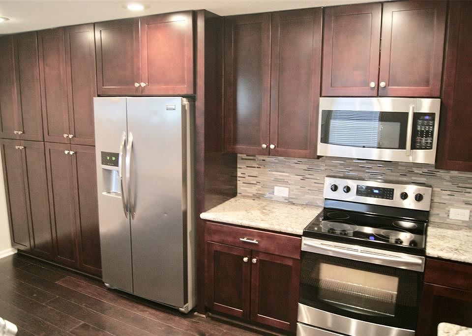 1st image of 1601 S Shepherd Dr APT 235