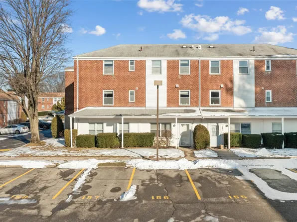 229-03A 69th Avenue, Oakland Gardens, NY 11364