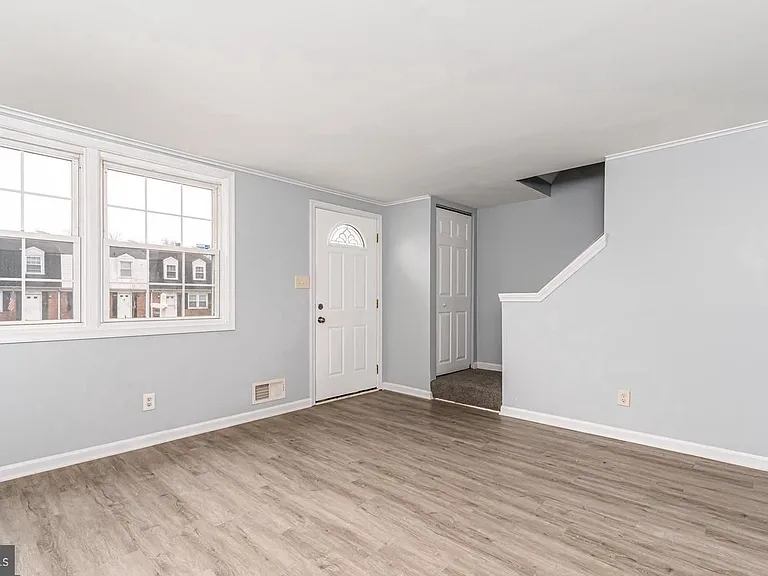 2020 Dineen Dr — Photo 20