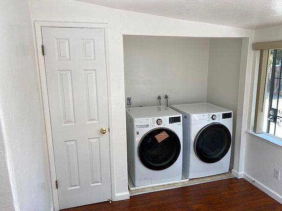 3rd image of 112 Waverly St