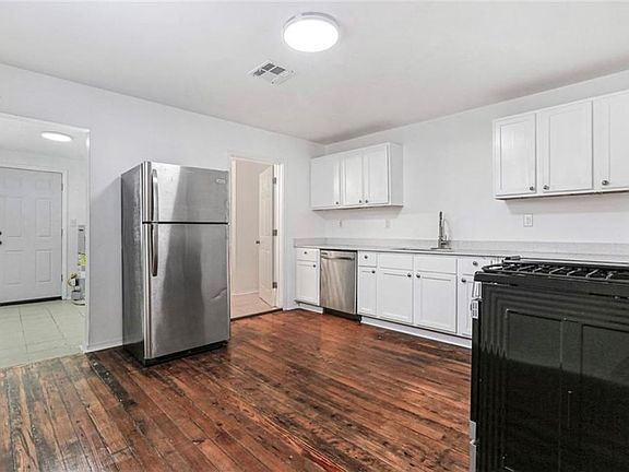 4th image of 1720 Mandeville St